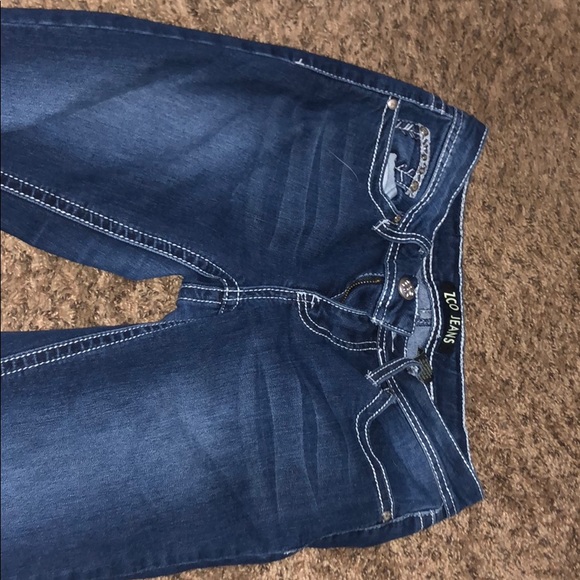 Capris - Picture 3 of 3